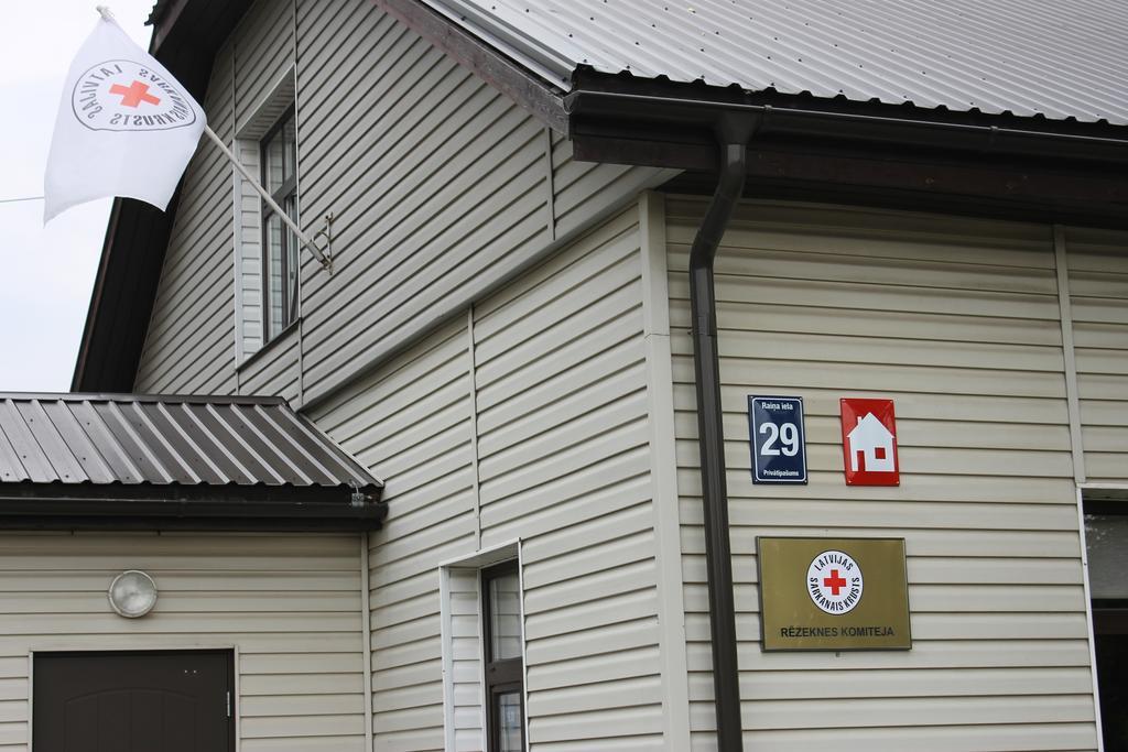 Latvijas Sarkana Krusta Viesnica Rezekne Ngoại thất bức ảnh